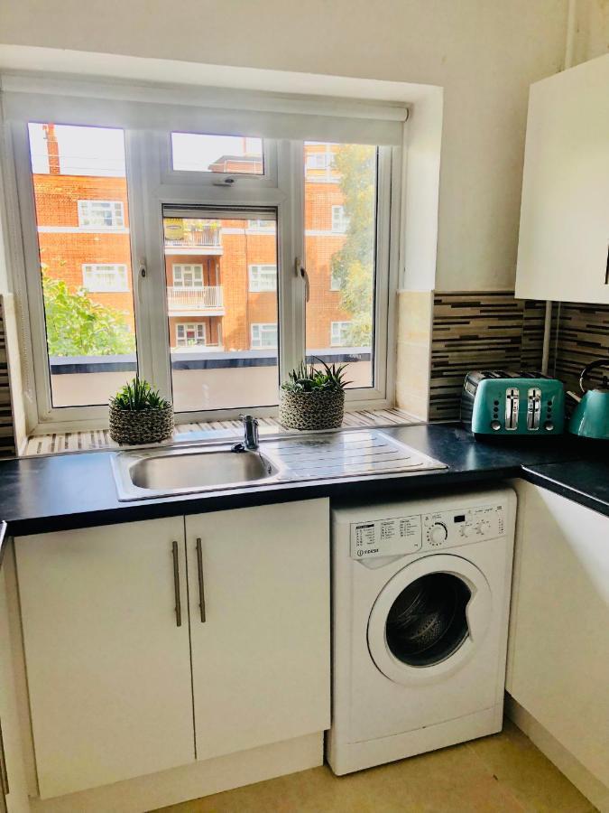 City Location- 2 Bedroom Apartment London Exteriör bild